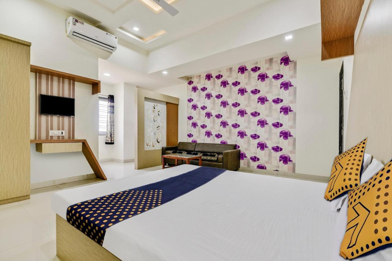 Spot On 62545 Sai Resort Hingoli Exterior foto