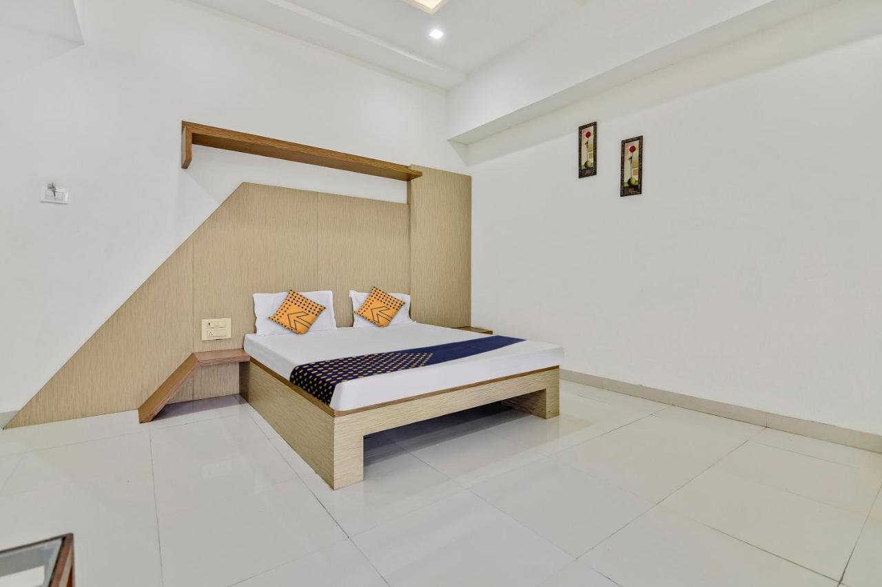 Spot On 62545 Sai Resort Hingoli Exterior foto